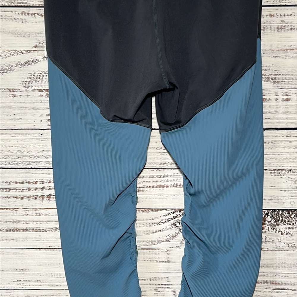 Zyia Storm Parallel Luxe high rise leggings medium - Picture 12 of 16